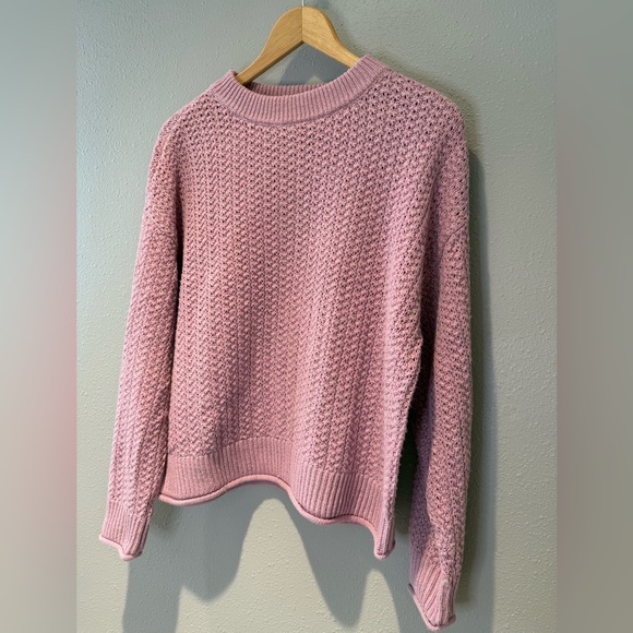 Universal Thread Mauve Pink Textured Knit Sweater Size Medium - Picture 2 of 4